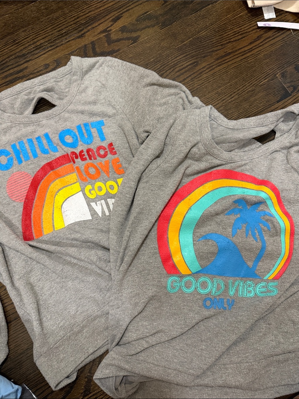 2 Chaser Gray Sweatshirt with Rainbow Surf Good Vibes Graphic